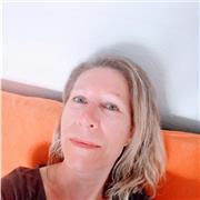 Professeure avec expériences en tant que contractuelle et suppléante auprès de niveau maternel et élémentaire.